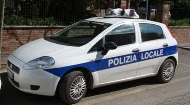 SOLIDARIETA’ DAI SANDONATESI PER LA POLIZIA LOCALE