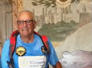 81 ANNI E NON SENTIRLI: ANDREA BELLIERE FARA’ TAPPA A SAN DONA’ PER LA SUA CAMMINATA DA 4.626 KM