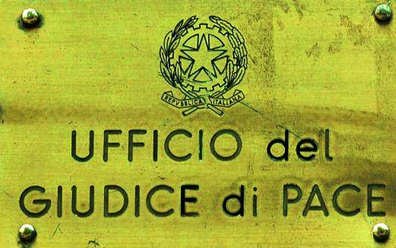 GIUDICE DI PACE, PER GLI AVVOCATI UN SERVIZIO RAPIDO ED EFFICIENTE