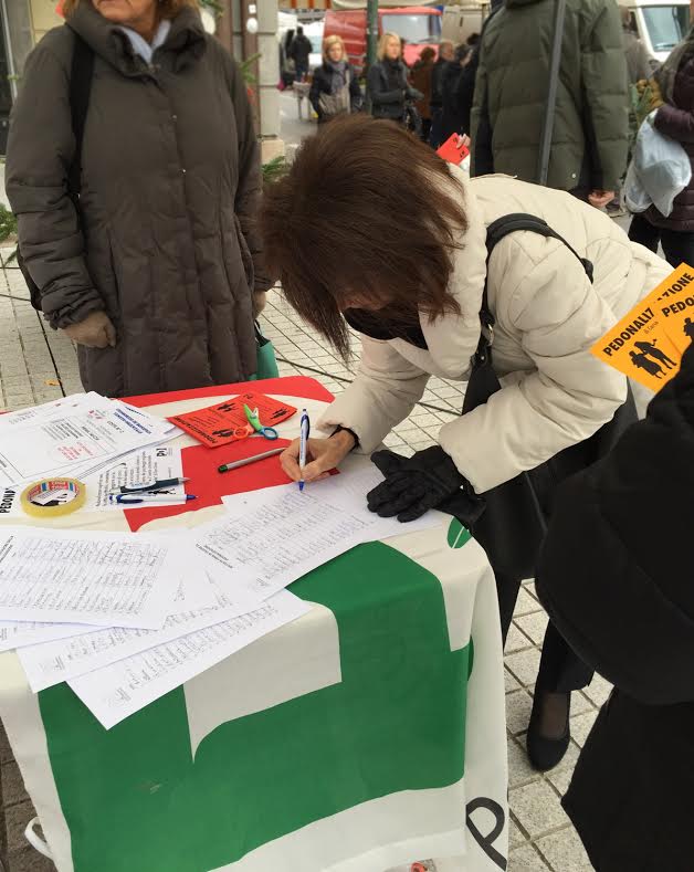 “L’ITALIA E’ PRONTA ALLE UNIONI TRA PERSONE DELLO STESSO SESSO”, LA RISPOSTA DEL PD ALLA LEGA NORD