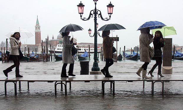 ACQUA ALTA A VENEZIA, TOCCATI I 114 CM