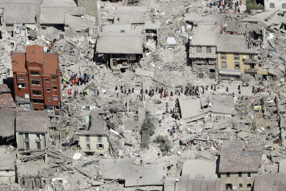 TERREMOTO CENTRO ITALIA, IL VENETO PROPONE AL GOVERNO: “DATE A OGNI REGIONE UN PAESE DI CUI OCCUPARSI TOTALMENTE”