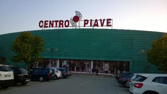 IL CENTRO COMMERCIALE “CENTRO PIAVE” APRE LE PORTE ALL’ EVENTO “A TUTTA SALUTE”