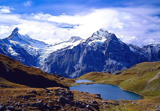 110 KM DI SENTIERI: ANCI E CAI RILANCIANO IL TURISMO SOSTENIBILE 110 KM DI SENTIERI: ANCI E CAI RILANCIANO IL TURISMO SOSTENIBILE