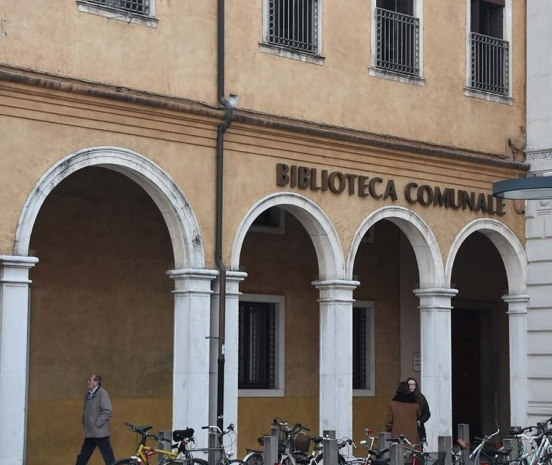 SAN DONÀ DI PIAVE : AL CENTRO CULTURALE L. DA VINCI MASSIMO ROSSI IN “DACCI OGGI IL NOSTRO MALE QUOTIDIANO”