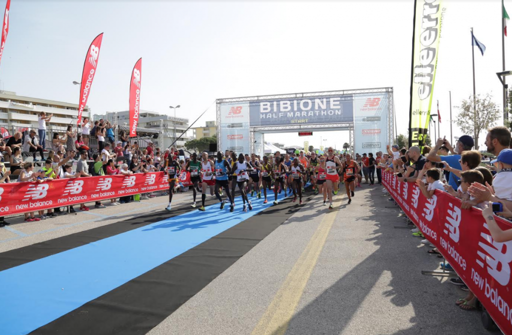 BIBIONE HALF MARATHON: 1600 I RUNNERS AL TRAGUARDO