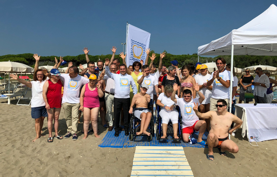 CANOE PER DISABILI ALLO STABILIMENTO METE BEACH DI ERACLEA MARE