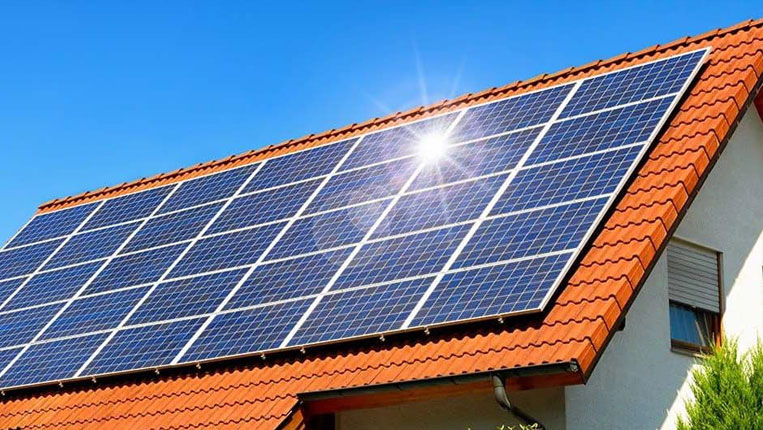 ENERGIA: VIA LIBERA DALLA GIUNTA PER ACQUISTO E ISTALLAZIONE DI BATTERIE PER IMPIANTI FOTOVOLTAICI AD USO DOMESTICO