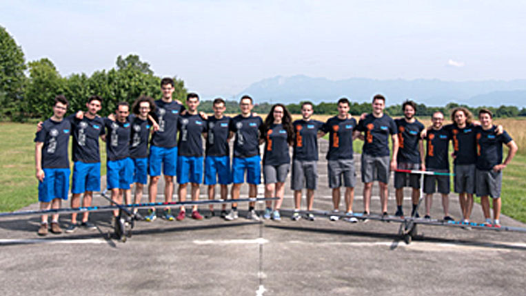 SFIDA AERONAUTICA: UNIUD VOLA A STOCCARDA SFIDA AERONAUTICA: UNIUD VOLA A STOCCARDA