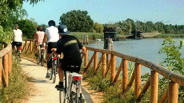 “FARO TO FARO”: LA CICLOTURISTICA DELLE SPIAGGE VENETE DELL’ALTO ADRIATICO DAL FARO DI PUNTA SABBIONI A QUELLO DI BIBIONE