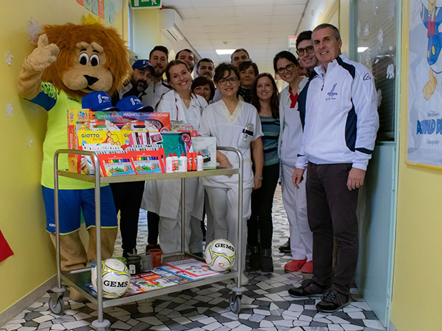 GRANDE CUORE SPORTING MUSILE: UN NATALE SPECIALE IN PEDIATRIA A SAN DONA’