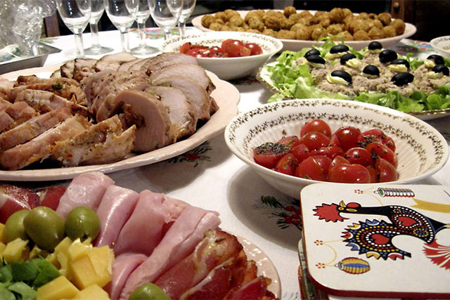 A PASQUA TRE RISTORANTI OFFRONO IL PRANZO PER GLI UTENTI DEL SERVIZIO DI ASSISTENZA DOMICILIARE AD ANNONE VENETO, NOVENTA E SAN DONA’