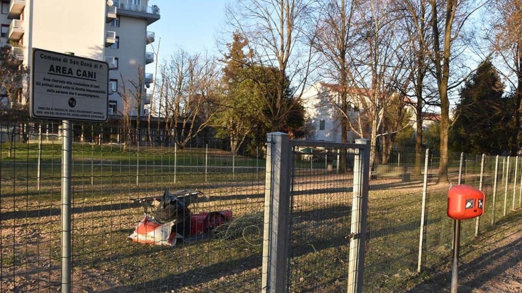 CHIARIMENTI SULLA NUOVA COLLOCAZIONE DELL’“AREA SGAMBAMENTO CANI PARCO DELLE ROSE”