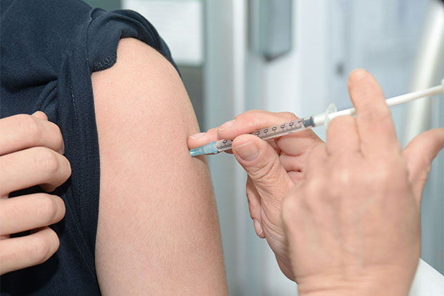 ULSS 4 V.O. – CAMBIO DI PASSO NELLE VACCINAZIONI ANTI-COVID  DA QUESTA SETTIMANA L’ATTIVITA’ PROSEGUIRA’ CON MAGGIOR INTENSITA’