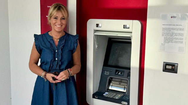 NUOVO SPORTELLO AVANZATO DI BANCA MPS IN VIA MARTIRI: IL SINDACO SUSANNA “UN SERVIZIO IN PIÙ PER CITTADINI E IMPRESE DOPO LA CHIUSURA DELLA FILIALE”