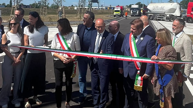 NUOVE AREE DI SOSTA PER I CAMION SULLA A4 TRA PORTOGRUARO E LATISANA: INAUGURATI I PARCHEGGI DI FRATTA NORD E SUD